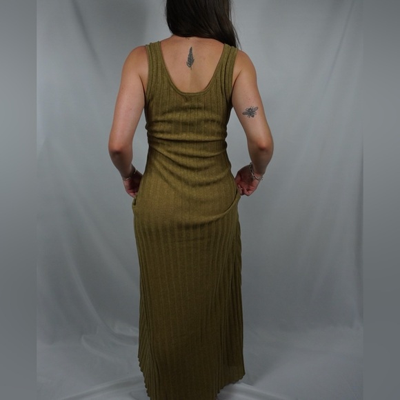 Amber RIbbed Maxi - Picture 5 of 5